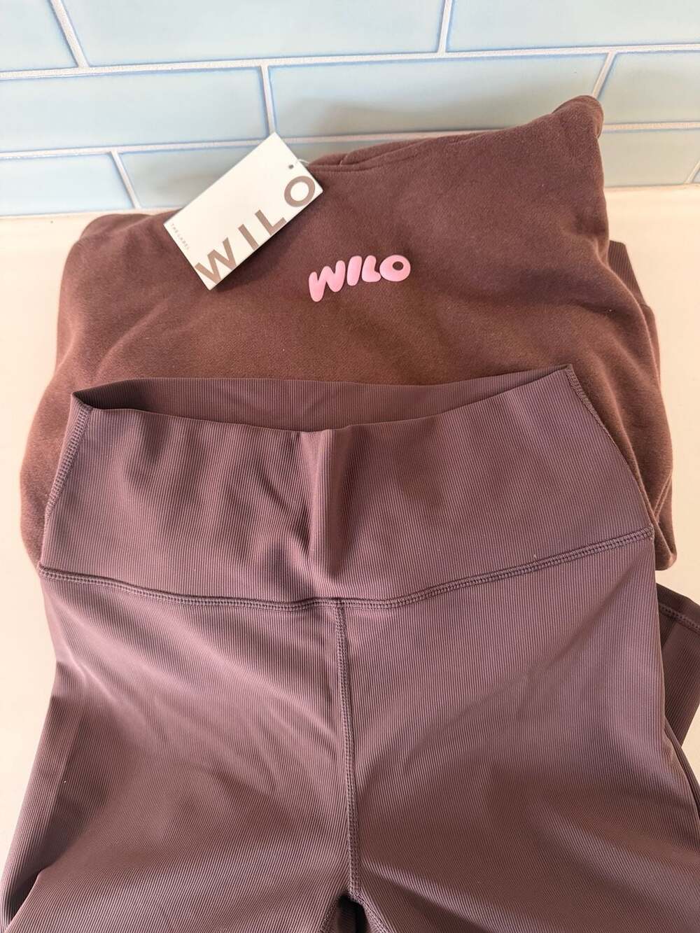 Wilo The Label Wellness Club 2-Piece Hoodie and Legging Set - Medium